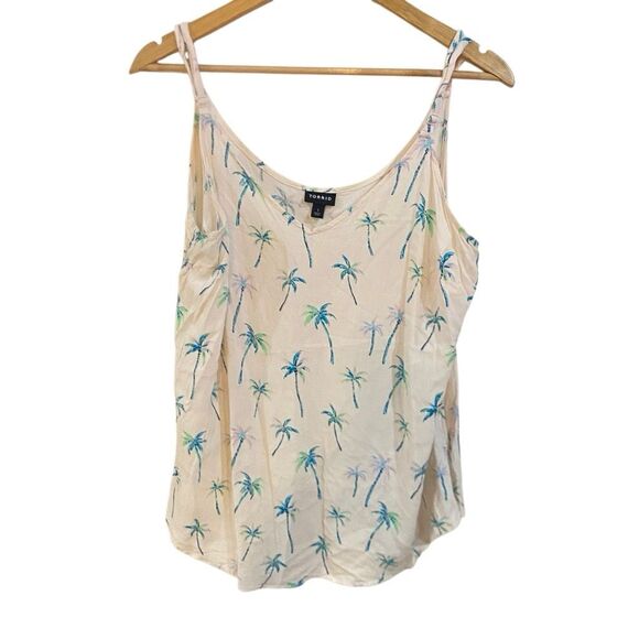 Torrid size 1XL sleeveless tank palm tree vneck - Picture 1 of 5